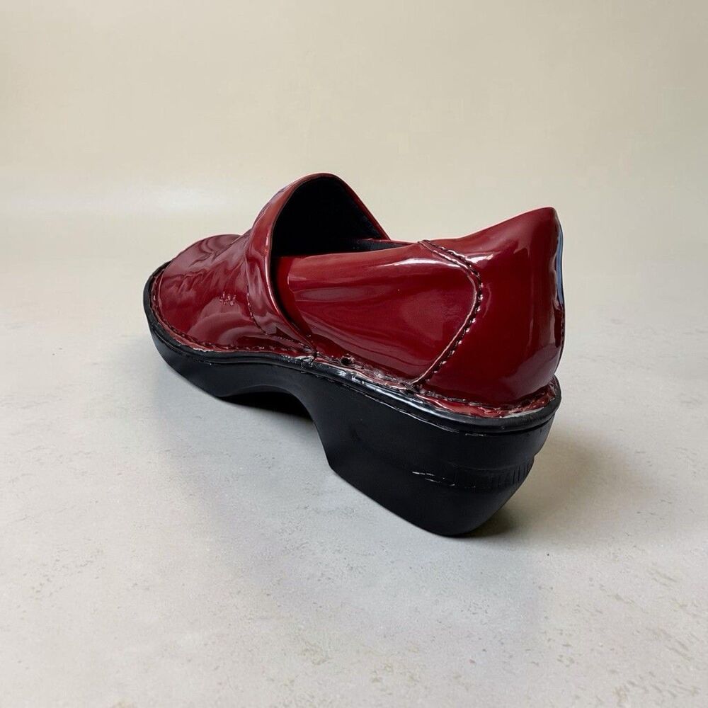 b.o.c. Born Concept Women’s 7.5 Burgundy Patent Clogs Slip On Block Heel BC1433 - Picture 11 of 11